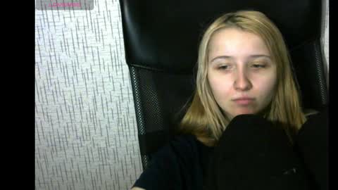 Snapshot of amanda_sherr chatting on January 2025 05:42:01 PM Amanda online show from January 2025 05:42:01 PM