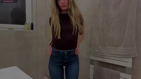 Snapshot of amanda_style chatting on January 2026 08:34:02 PM amanda_style online show from January 2026 08:34:02 PM