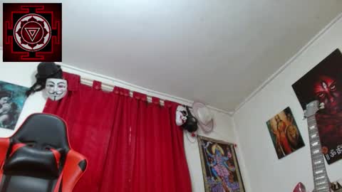 Amanda Valeska online show from October 2025 06:28:02 PM