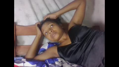 amandaaa25 online show from October 2025 04:38:02 PM