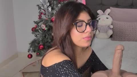 Amanda online show from November 2025 01:04:01 PM