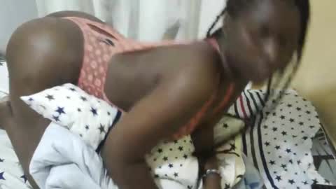 Snapshot of amandaflower2 chatting on November 2025 03:45:02 AM amanda online show from November 2025 03:45:02 AM