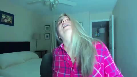 Amanda online show from February 2026 07:48:01 AM