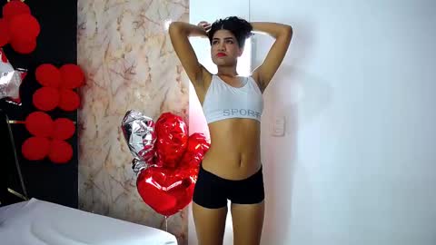 Amanda Robers online show from February 2025 02:07:02 AM