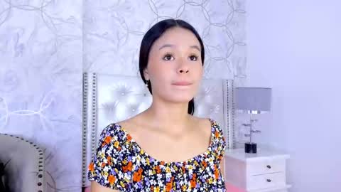 Snapshot of amara_rousse chatting on November 2025 11:43:02 AM amara_rousse online show from November 2025 11:43:02 AM