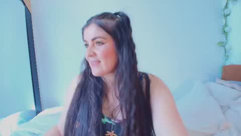 Amara Vega  online show from July 2026 01:17:01 PM