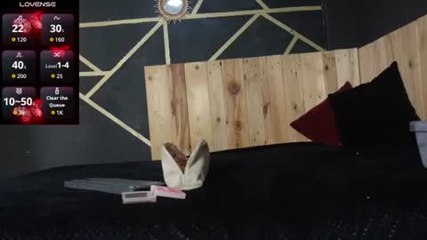 amara_vex online show from July 2026 12:32:02 PM