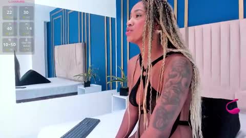 Amara online show from November 2025 12:07:01 PM