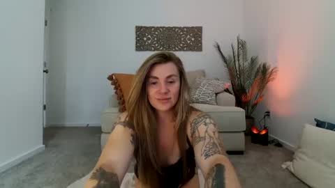 Amara Jezebel online show from June 2026 04:41:01 PM