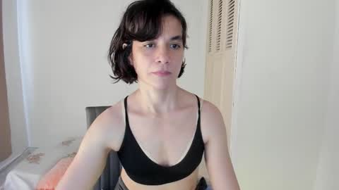 Amarantha online show from September 2025 08:42:02 PM