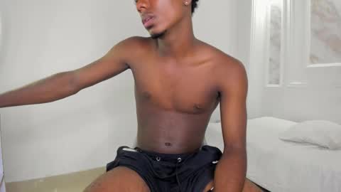 Amare online show from September 2025 09:04:01 PM