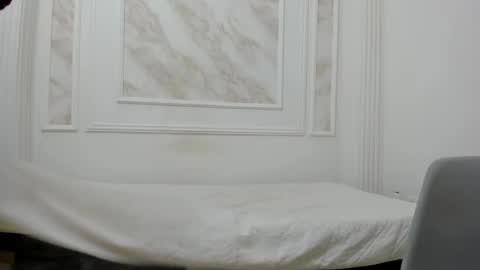 Amare online show from October 2025 07:12:02 PM