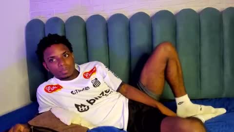 Amare online show from November 2025 06:52:01 PM