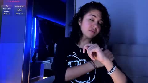 Emily online show from October 2025 01:31:02 PM