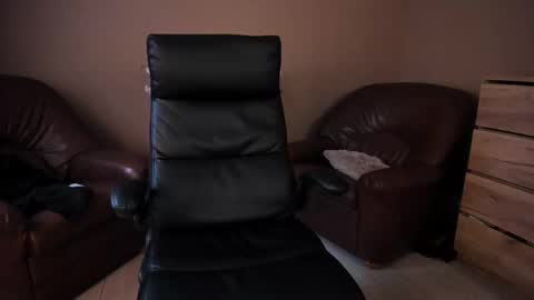 amateur_fitbabex online show from February 2026 07:45:02 AM