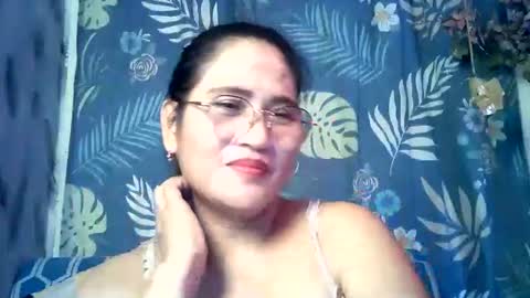 amazing angel online show from September 2025 04:16:01 AM