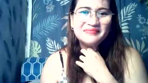 amazing angel online show from October 2025 10:06:02 PM