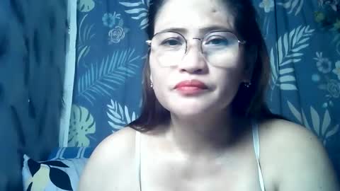 amazing angel online show from October 2025 04:37:02 PM