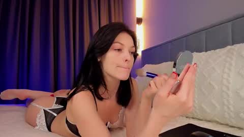 Snapshot of amazing_bitch chatting on December 2025 06:49:01 PM Stasy online show from December 2025 06:49:01 PM