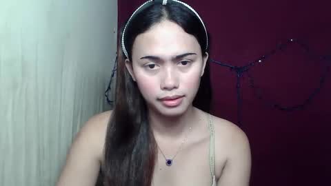 Snapshot of amazing_yella69 chatting on November 2025 11:48:02 PM YELLA online show from November 2025 11:48:02 PM
