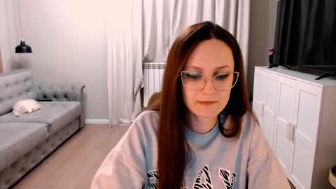 Snapshot of amazingeyes89 chatting on January 2025 02:24:02 PM Izza online show from January 2025 02:24:02 PM