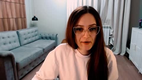 Snapshot of amazingeyes89 chatting on January 2025 12:42:01 PM Izza online show from January 2025 12:42:01 PM