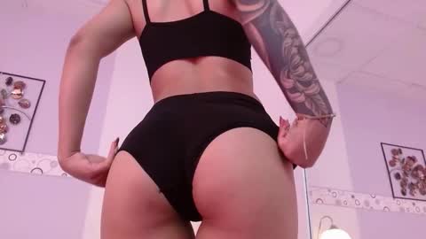 ambar_gh1 online show from February 2026 06:07:01 AM