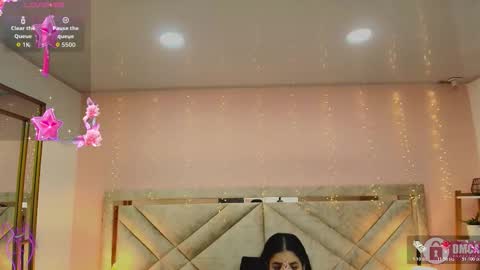 Ambar online show from December 2025 08:57:02 PM