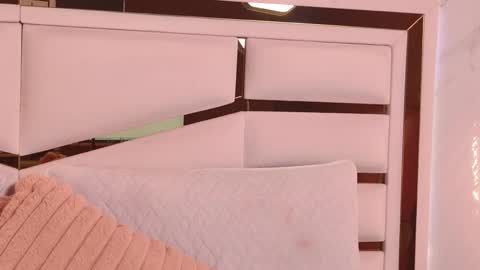 Snapshot of ambar_rosse25 chatting on October 2025 11:32:02 AM Julieta online show from October 2025 11:32:02 AM