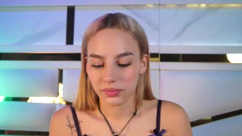 Snapshot of ambar_rosse25 chatting on December 2025 11:47:01 AM Julieta online show from December 2025 11:47:01 AM