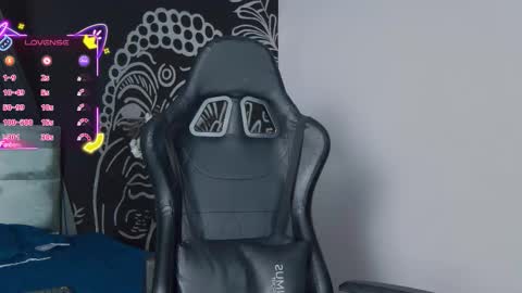 Snapshot of ambardupont chatting on February 2026 08:01:01 PM Ambar online show from February 2026 08:01:01 PM