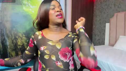 ambargil__ online show from October 2025 01:17:01 AM