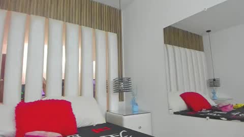 Snapshot of ambargills chatting on January 2026 01:04:02 PM AmbarGills online show from January 2026 01:04:02 PM