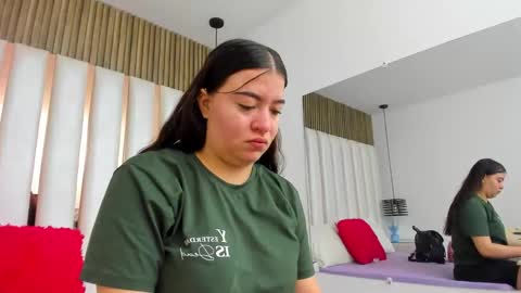 Snapshot of ambargills chatting on January 2026 12:54:01 PM AmbarGills online show from January 2026 12:54:01 PM