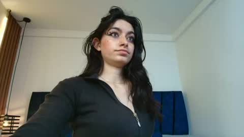 AMBAR LEE online show from June 2026 12:03:01 PM