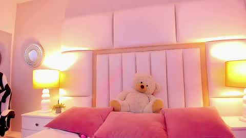 Snapshot of ambarsantany chatting on March 2025 11:49:02 PM AmbarSantany  online show from March 2025 11:49:02 PM