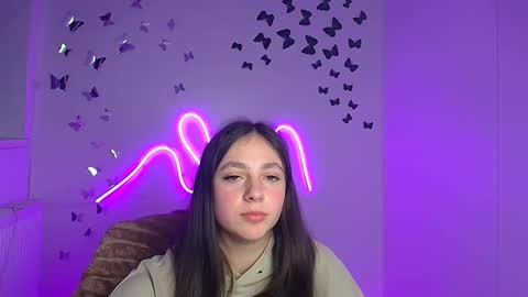 Snapshot of amber__r chatting on April 2026 07:58:01 PM Amber online show from April 2026 07:58:01 PM