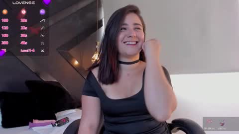 A M B E R online show from November 2025 01:00:02 PM