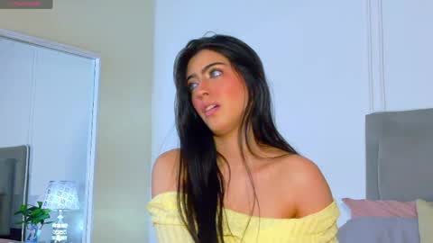 amber_bull online show from April 2026 10:51:02 AM