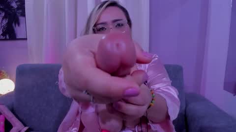 amber_bunnyx online show from September 2025 09:51:01 PM