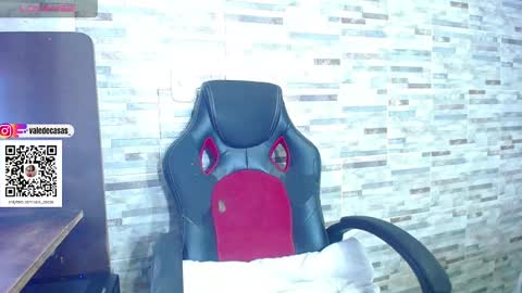 Snapshot of amber_kholin chatting on February 2025 03:03:01 AM scarlett online show from February 2025 03:03:01 AM