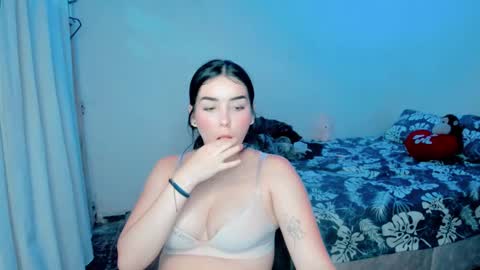 Snapshot of amber_landy1 chatting on December 2024 10:07:01 PM amber online show from December 2024 10:07:01 PM