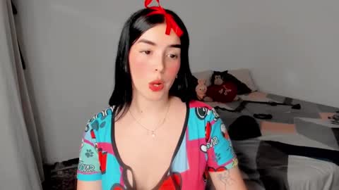 Snapshot of amber_landy1 chatting on January 2025 05:38:02 PM amber online show from January 2025 05:38:02 PM