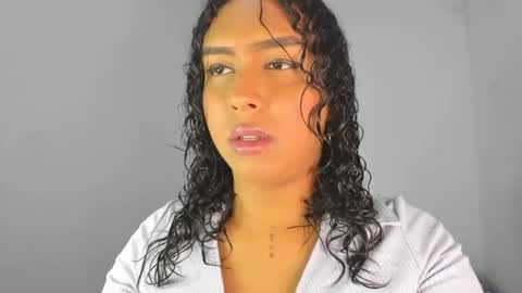 Snapshot of amber_lee20 chatting on October 2025 11:33:01 PM LUISA online show from October 2025 11:33:01 PM