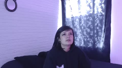 Snapshot of amber_rouss chatting on December 2024 09:02:01 PM ROUSS online show from December 2024 09:02:01 PM