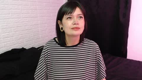 Snapshot of amber_rouss chatting on January 2025 02:17:01 AM ROUSS online show from January 2025 02:17:01 AM