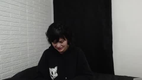 Snapshot of amber_rouss chatting on February 2025 03:23:01 AM ROUSS online show from February 2025 03:23:01 AM