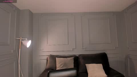 Amber Fox online show from December 2025 11:48:01 AM