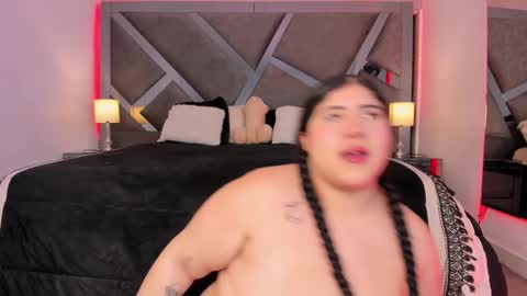 Amber  online show from February 2025 11:55:01 AM