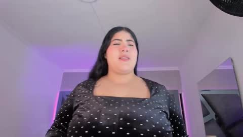 Amber  online show from October 2025 11:52:01 AM